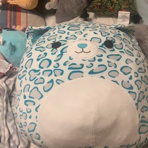 24 inch like new leopard squishmallow